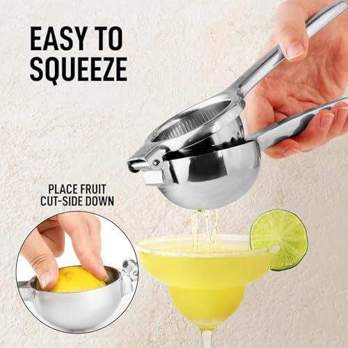 Ergonomic handle of Zulay Kitchen juicer