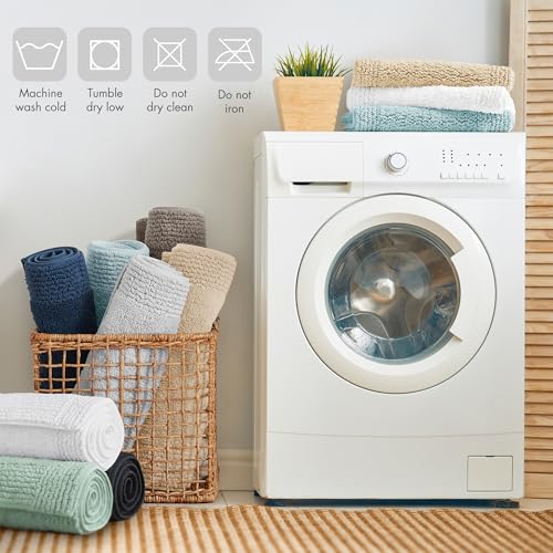 Plush 3000GSM cotton rug surface detail