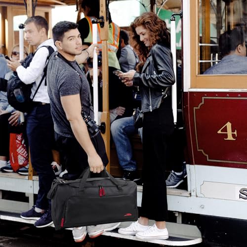 Trail maker Duffle Bag exterior pockets
