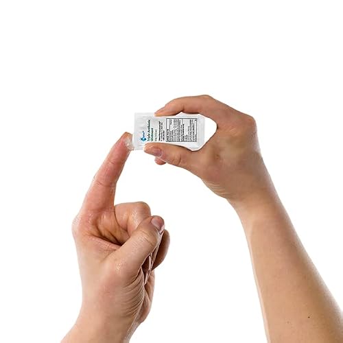 Back of Globe Triple Antibiotic Ointment box