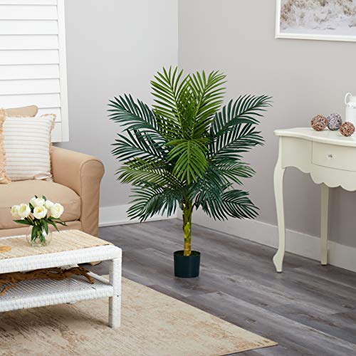 Artificial palm leaves and textures