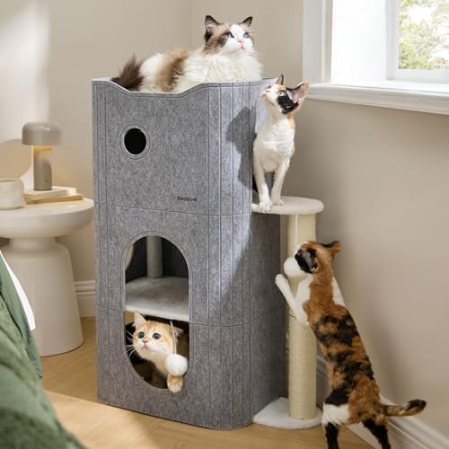Peek-in window feature on the cat tower