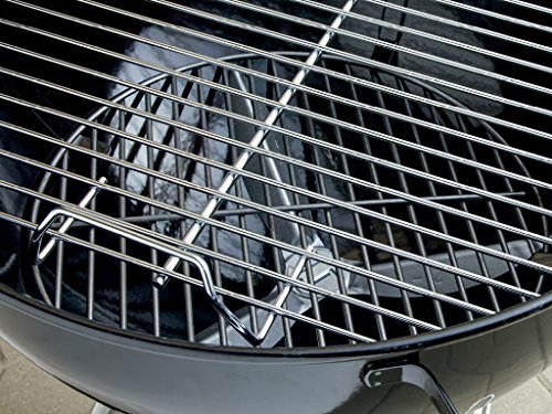 Porcelain-enameled lid on Weber kettle grill