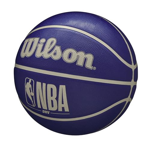 Performance cover texture on Wilson DRV ball