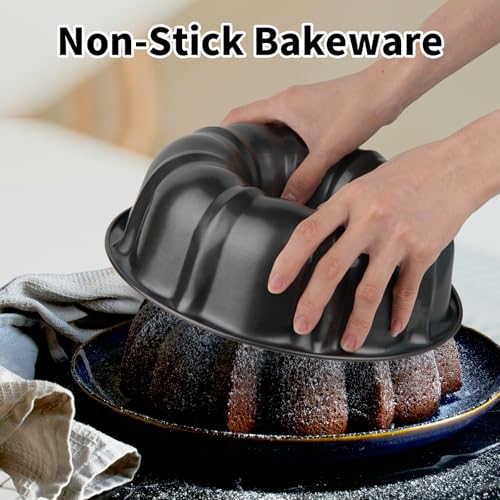 Black carbon steel baking pan surface