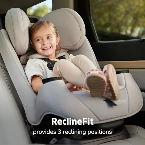 Maxi-Cosi Pria QuikFit harness detail