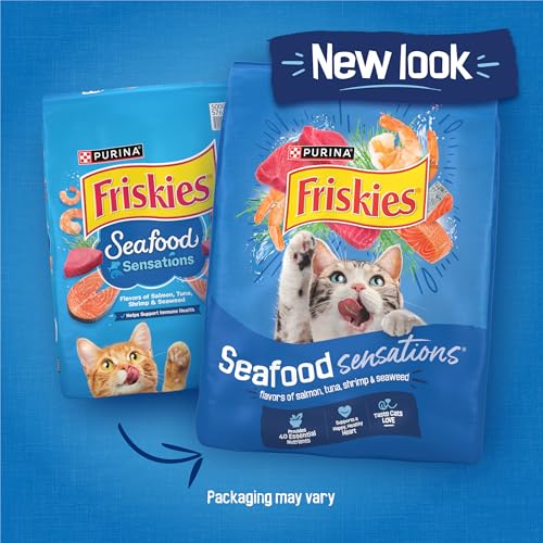 Friskies Seafood Sensations kibble texture close up