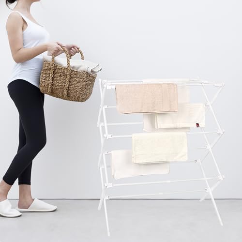 Top down view of the ZOES HOMEWARE drying rack surface