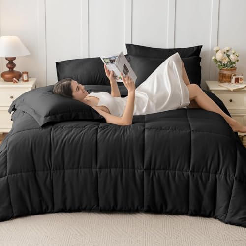 Folded JOLLYVOGUE comforter showing soft filling