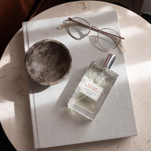 Side profile of Cremo scent bottle