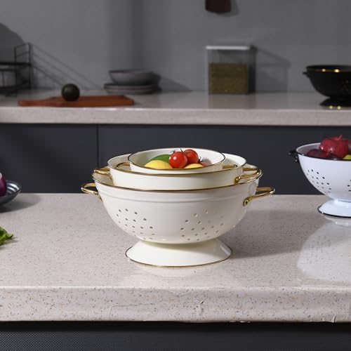 Three sizes of BeFare kitchen strainers